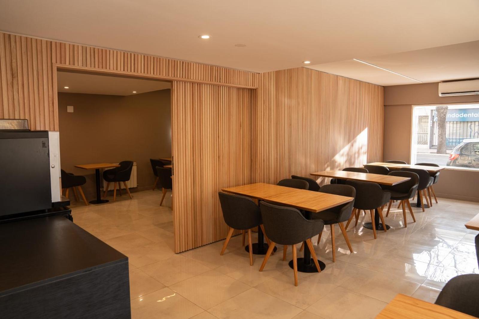 Urbana Aparthotel